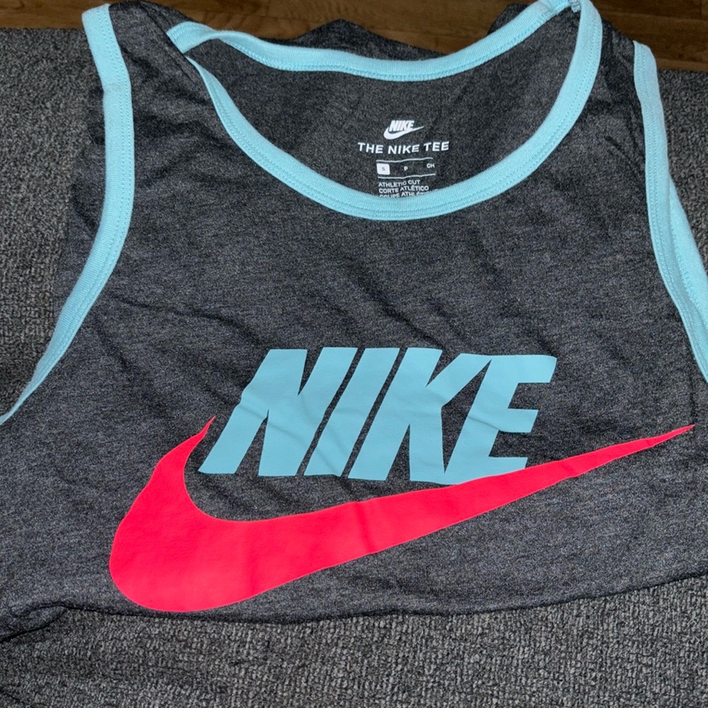 Nike tank top